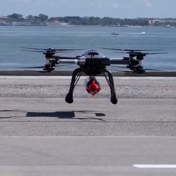 🇬🇧 British T-600 anti-submarine copter equipped with an anti-submarine torpedo ➡️ J