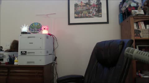 WHO LIKES FREE STUFF? COME GET HIGH AND BULLSHIT WITH A BORED OLD MAN GIVING AWAY FREE STUFF