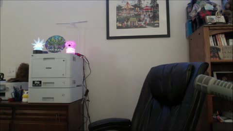WHO LIKES FREE STUFF? COME GET HIGH AND BULLSHIT WITH A BORED OLD MAN GIVING AWAY FREE STUFF