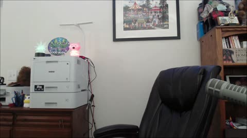 WHO LIKES FREE STUFF? COME GET HIGH AND BULLSHIT WITH A BORED OLD MAN GIVING AWAY FREE STUFF