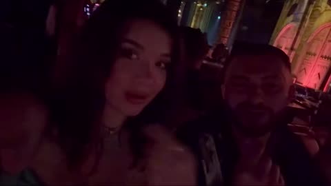Alba shfaqet krah Limit, provokon me deklaratën: Më mirë me ty dhe i pasur, se sa pa ty dhe...