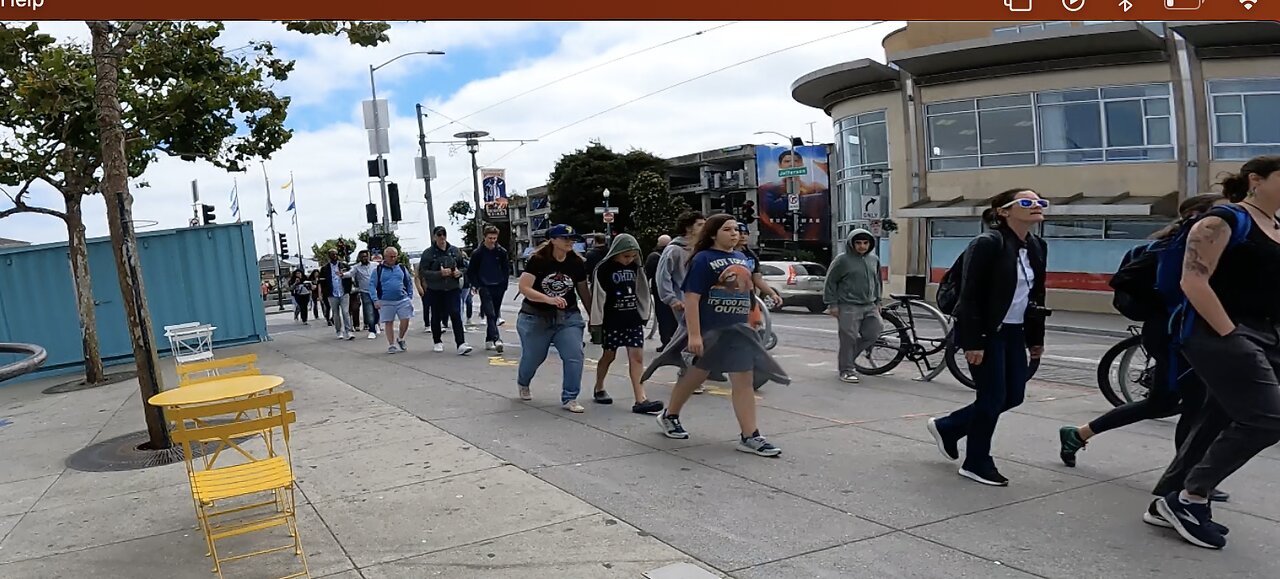 Preaching at Fisherman's Wharf San Francisco: Exalting Jesus, Preaching the Blood and Warning About Jesus' Soon Return!