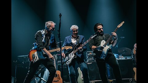 Not In Love ~ 10cc ( Live ) Classic Rock Hits !