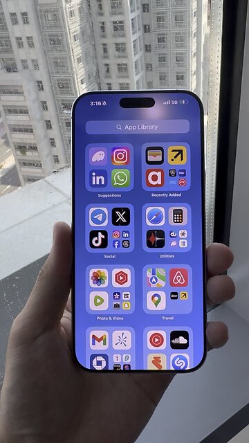 Raise your vibe and energy level high, so your iPhone can charge itself 🤳