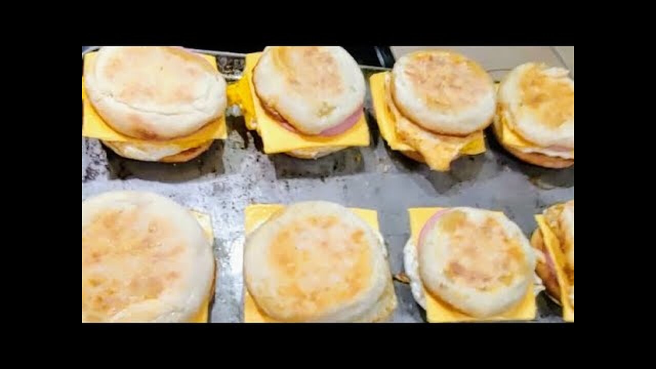 No Need 4 Golden Arches When You Have Egg & Bacon Breakfast Sandwich W/ Hash Brown O'Brien At Home!