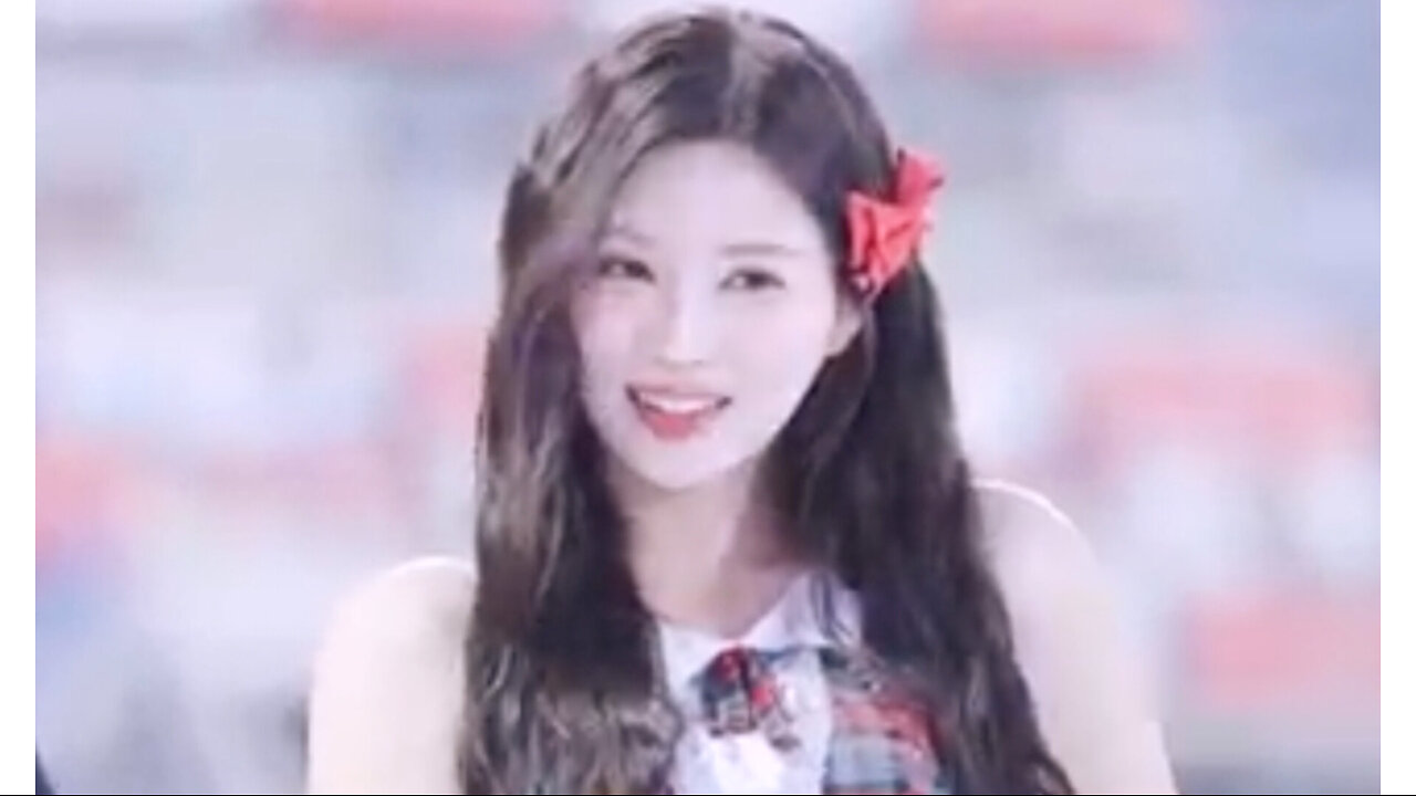 Cheerleader Kim jeong won