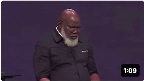 Pastor TD Jakes', Promoter of Vaccines, Suffers a Stroke