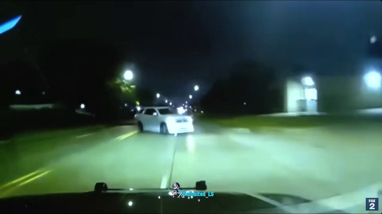 Michigan officer crashes into SUV at 116 mph and k*lls two men.