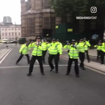 English Police Running From Muslims
