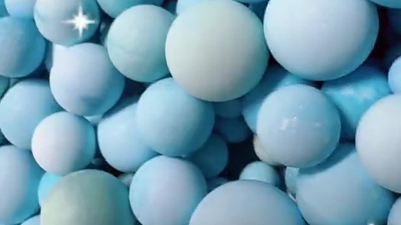 250407-10 Natural turquoise round beads are round in shape