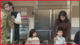 Heartwarming Video Shows the Vance Family And Kids Kids Serving Meals to Troops