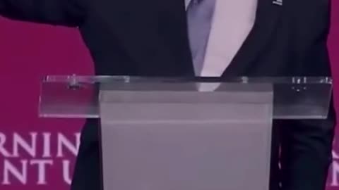 Tom Homan lashes out at heckler then challenges him to a fight