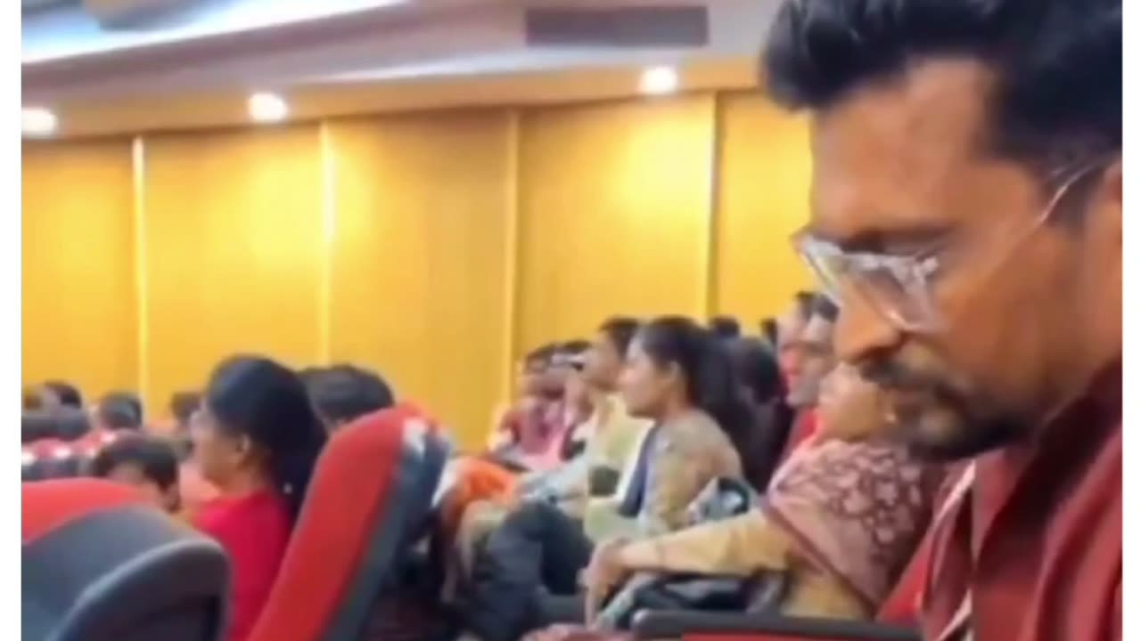barson Baad Pata Chala Ki Tali bajane ka aavishkar kaise hua