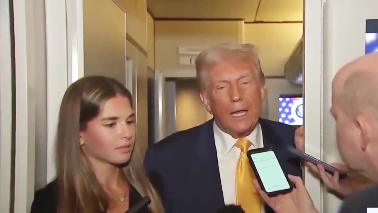 SHE'S ALREADY WORKING THE FAKE NEWS!!!😎😍😍😍