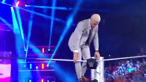 WWE - WOAHHH! 🗣️ @CodyRhodes is BACK! 🙌 #SmackDown