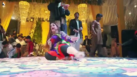 Dancing queen chahat Baloch mast mujra 2025