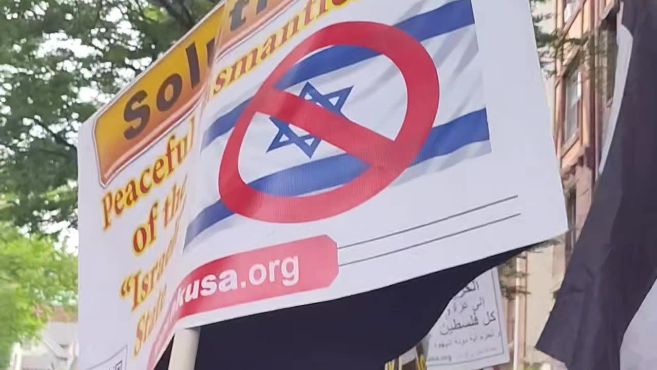 "Jews say Ceasefire Now"