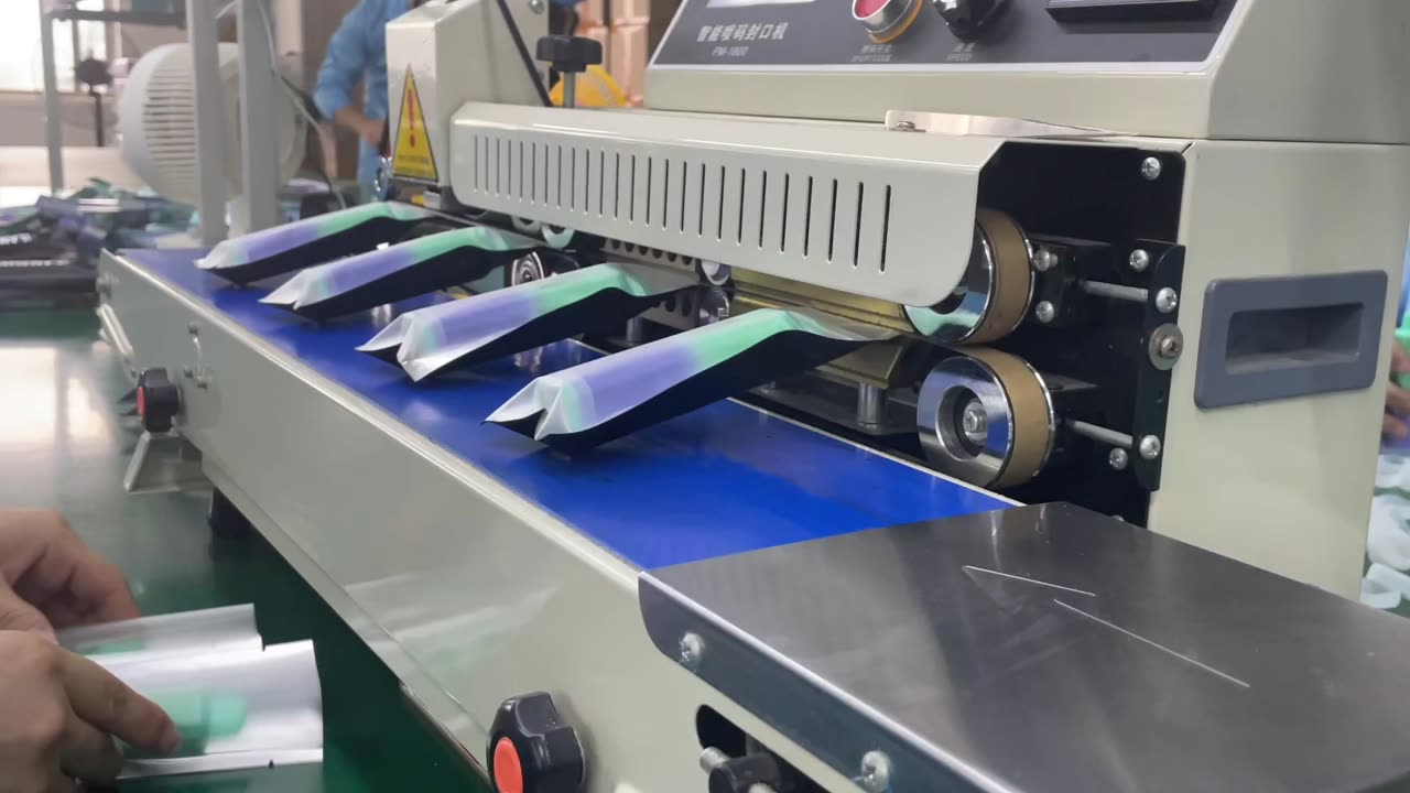 "Immersively appreciate the product creation process"