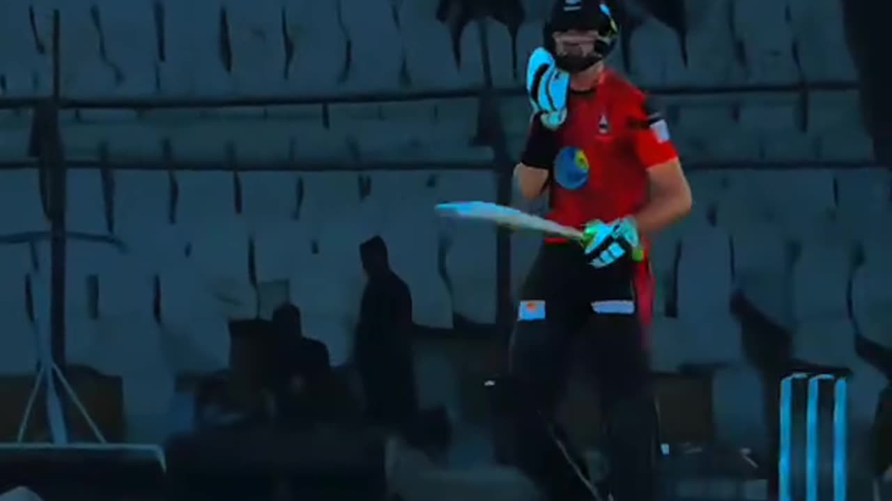 Shaheen Afridi's Stunning Sixes! 😇💥✨ | Power Hitting Like Never Before! 🏏🙌