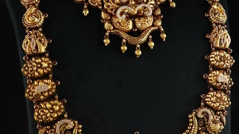 Unlock 50% OFF on Wastage! Exquisite 22KT Gold Bridal Set at DAR Jewellery