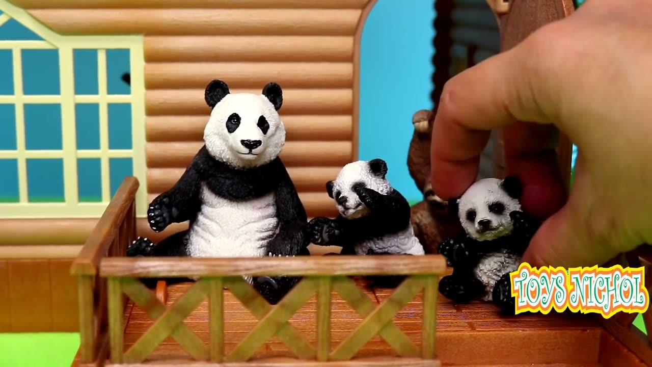 Chimpanzees Climb High Trees to Avoid Hungry Cheetahs