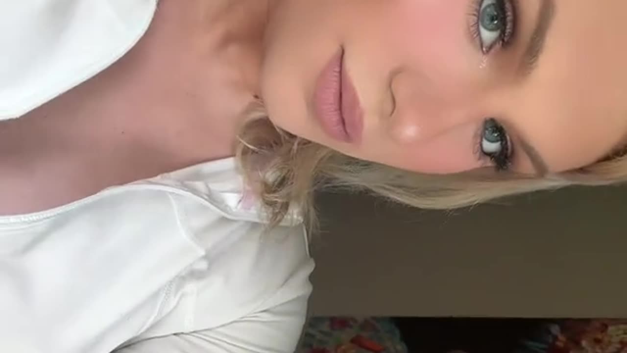 natural tgirl is blonde to you
