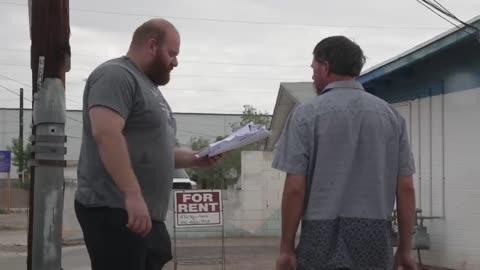 Mans Wife SPAZZES OUT and Starts ARGUING With Me When He Gets ARRESTED (Chandler, Arizona)