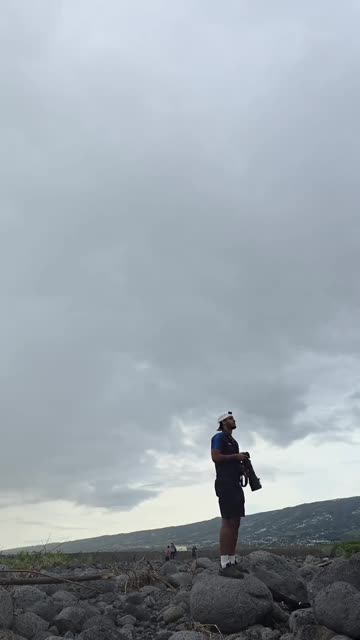 Photographer Gets Perfect Shot of Antonov-124