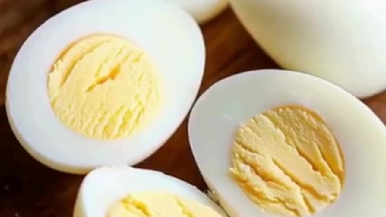 Two benefits of eating eggs
