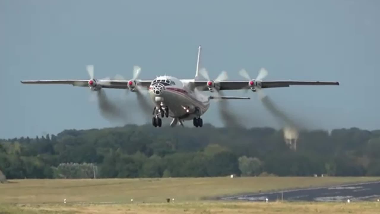 Massive Smokey Ukrainian Giant Takeoff #Aviation #Fly #AeroArduino
