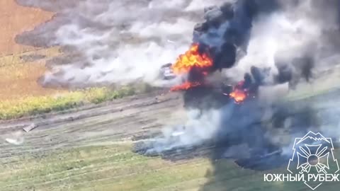 Russian Drone Armed With a Thermobaric Warhead Easily Destroys a Ukrainian Tank