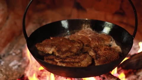 Fried Lamb, Fruit Pie - 18th Century Cooking 1790s Part 2