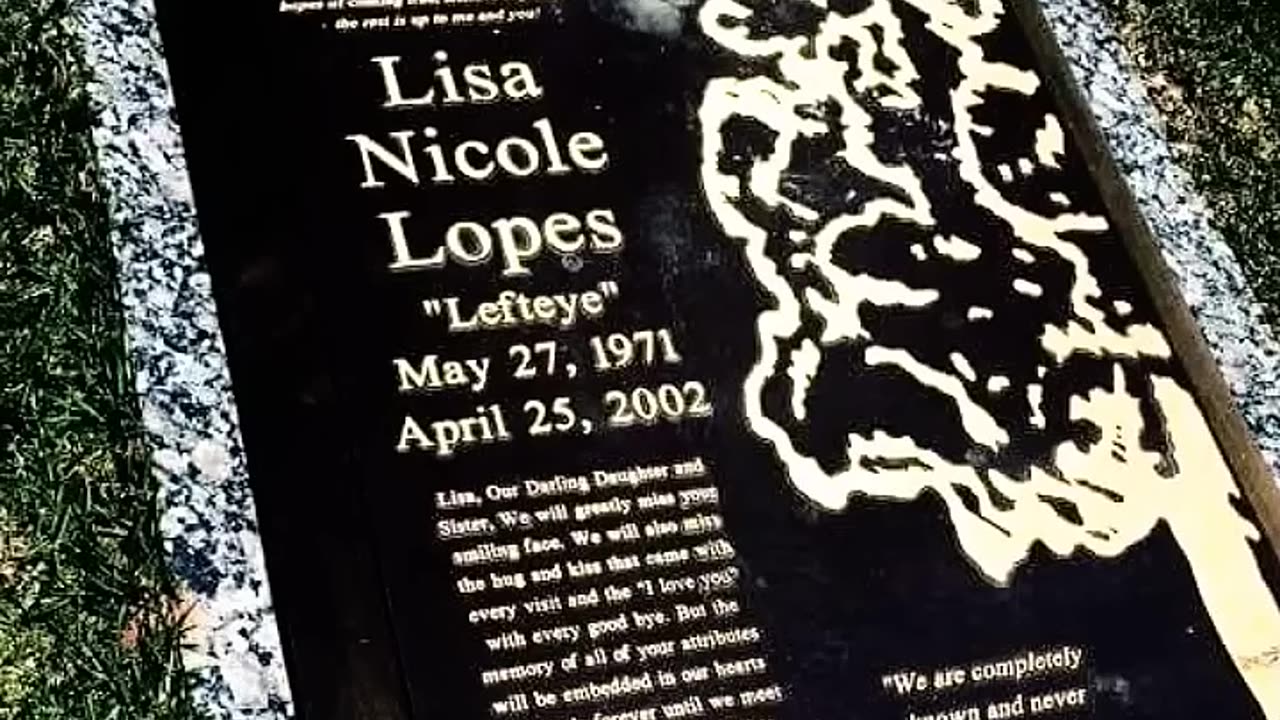FAMOUS GRAVES - VOL. 138: LISA LOPES