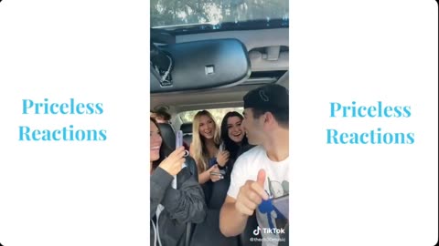 Singing in front of friends and family priceless reactions_HD