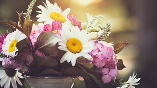 How many people know their partner’s favorite flower?