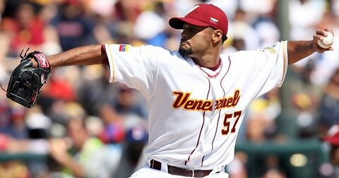 Johan Santana y el resto del staff para el Clásico Mundial de Beisbol
