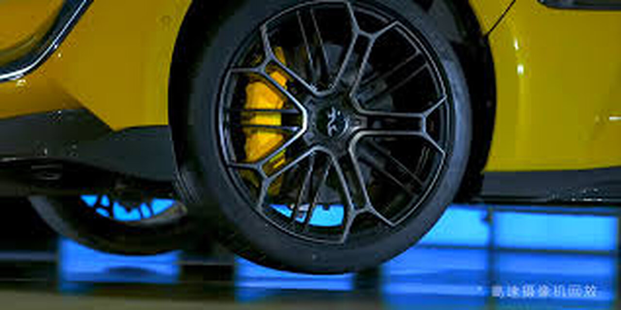 BYD Yangwang U9! Jumping Car!
