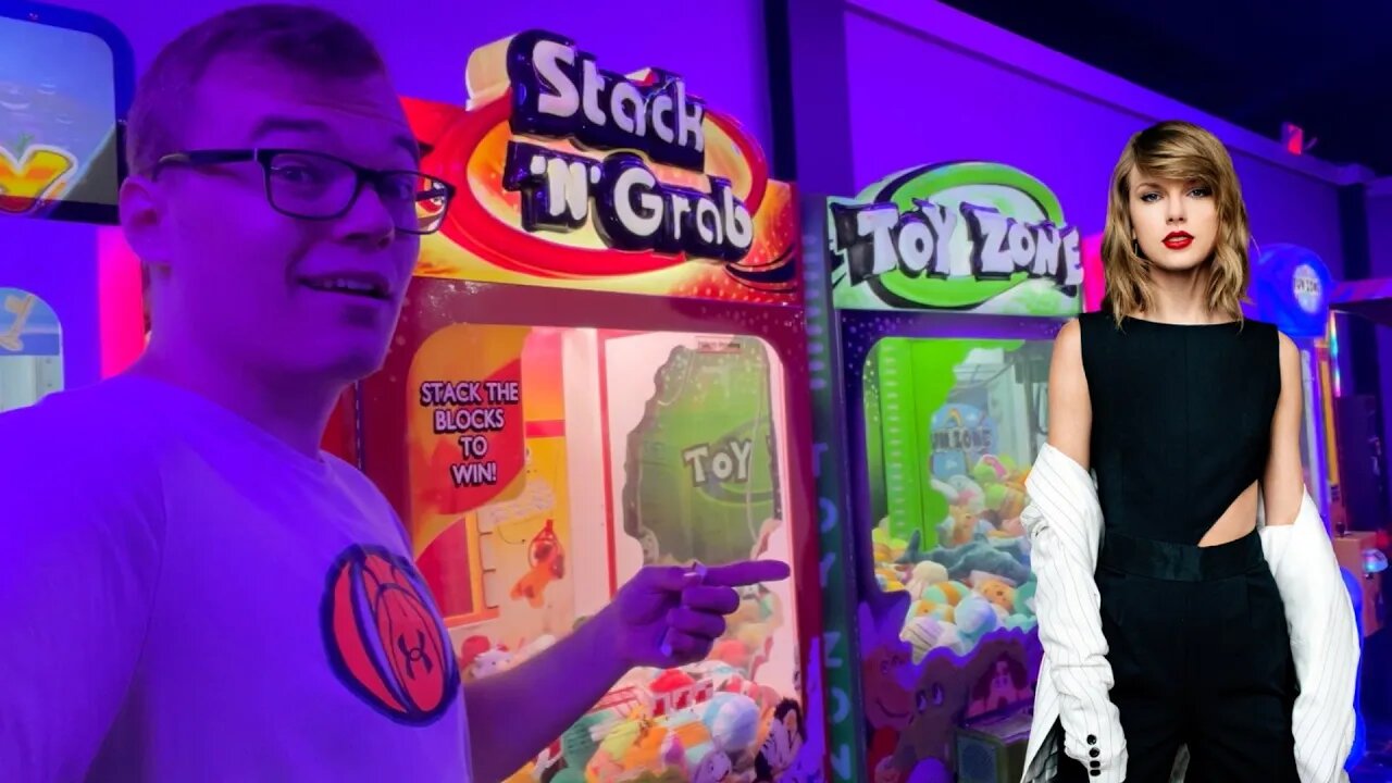 Taylor Swift SIGHTING At The Arcade!