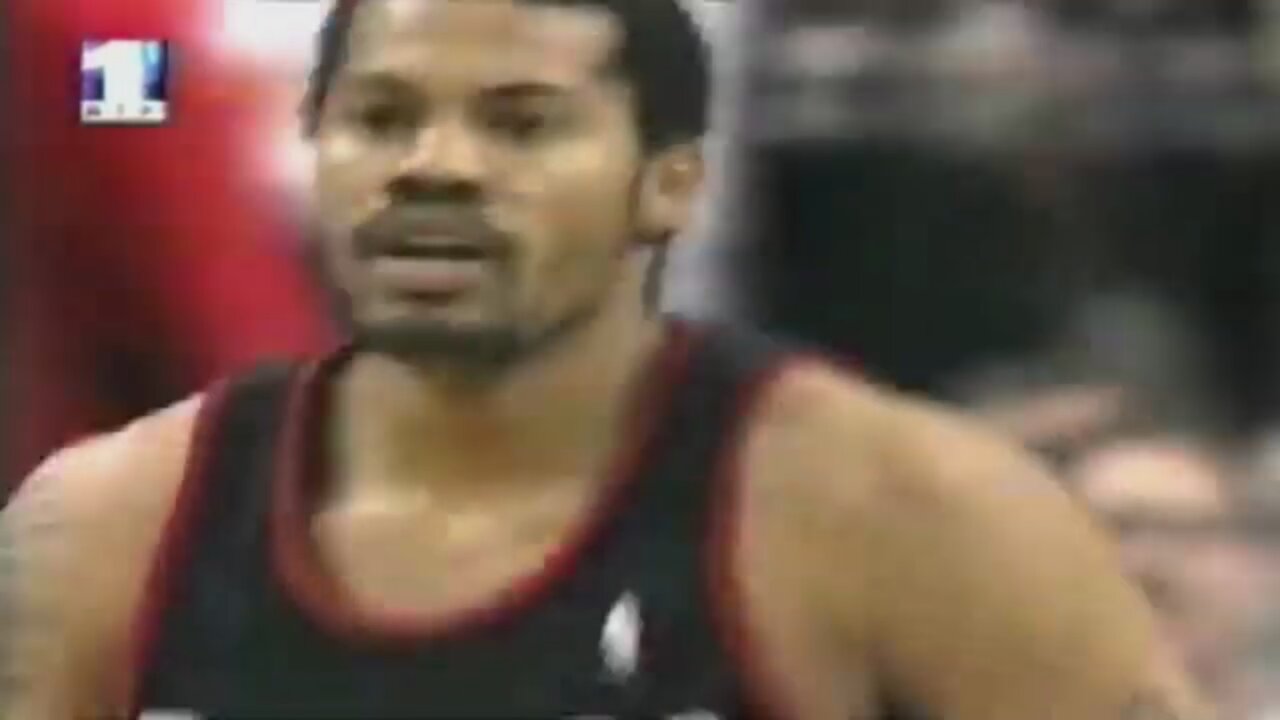 Rasheed Wallace 21 Points 3 Blk @ 76ers, 1999-2000.