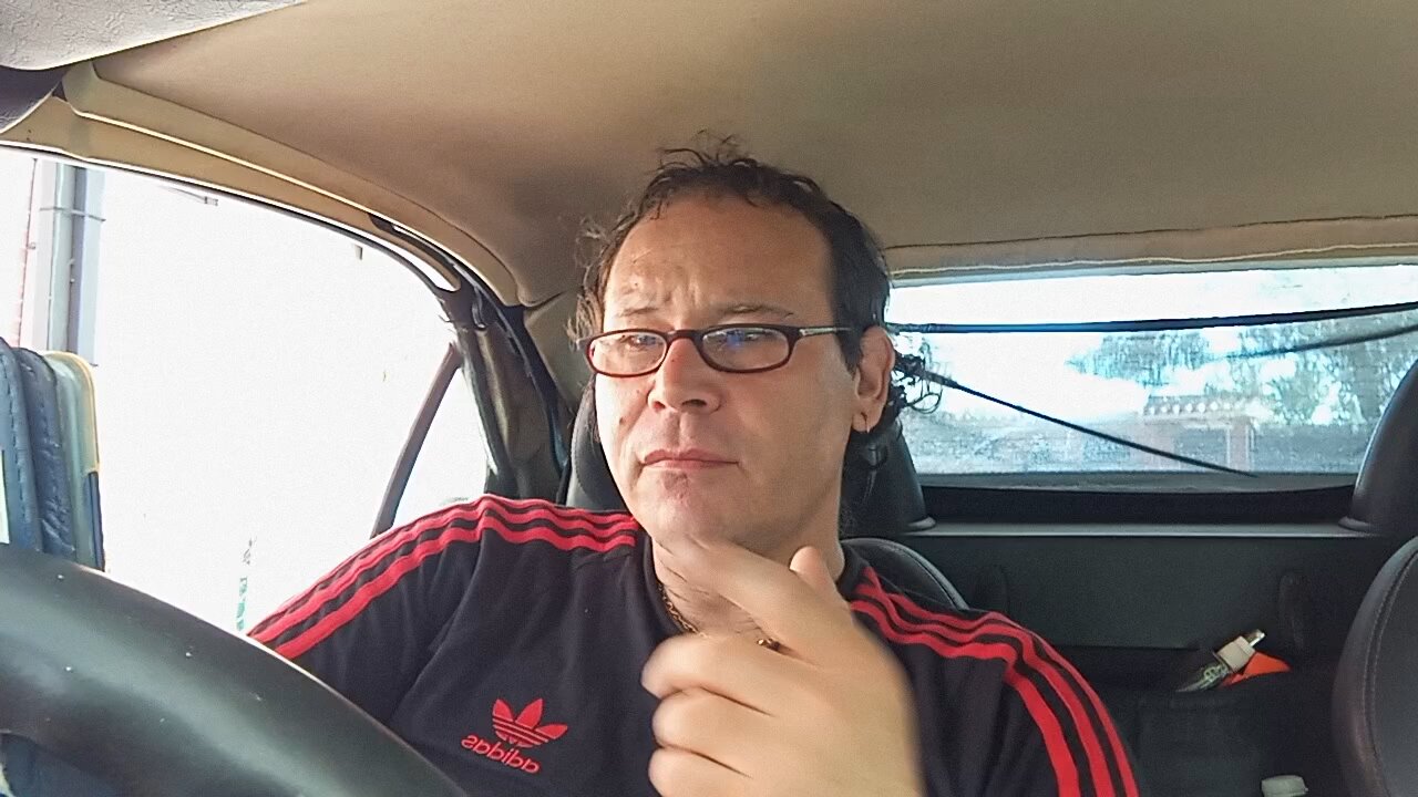 LA TONALE, IN AUTO INSICURA??🤣🤣🤣