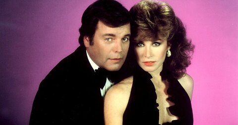 Hart y Hart (1979)