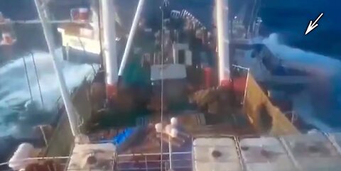Fishing vessel Right Whale, freezer trawler Tafra collide off Mauritania coast_ 5 killed, 21 survive