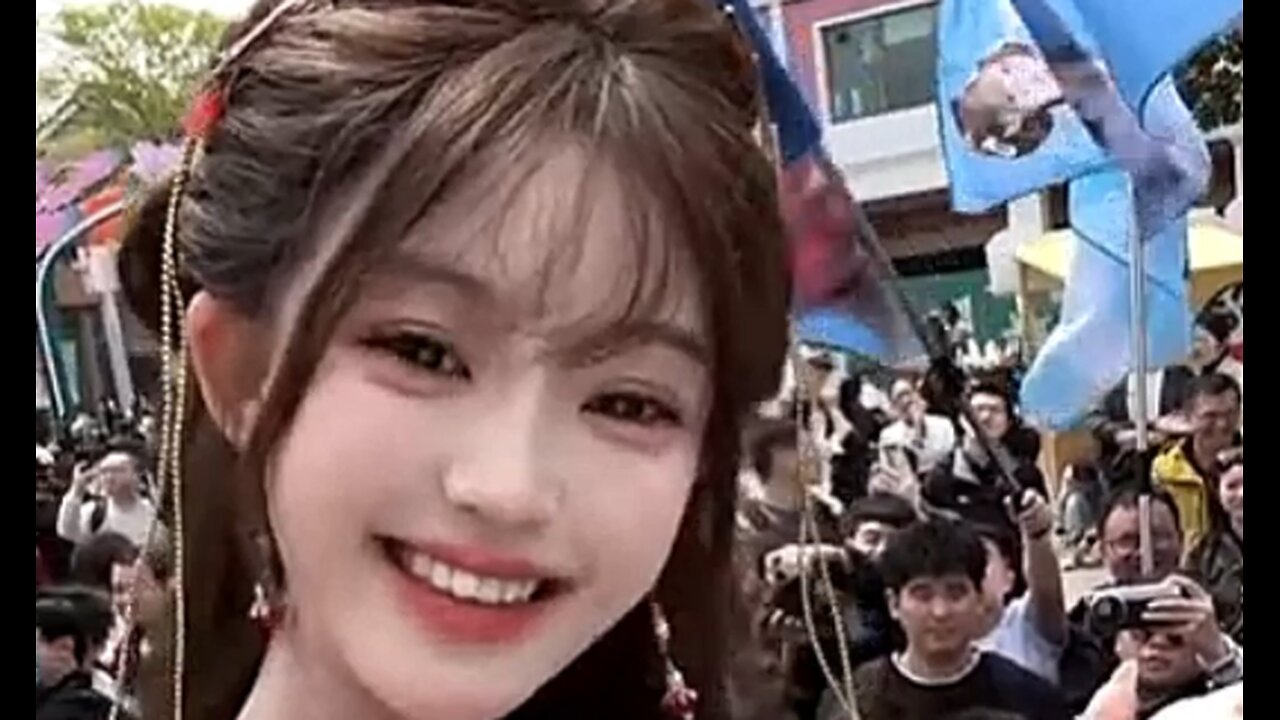 ✨ Stunning 付慧琳 (Fu Hui Lin) in Semi-Traditional Cosplay Attire | Commercial Modeling in China 🇨🇳 ✨