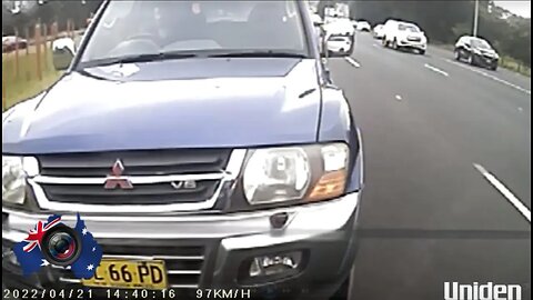 Aussiecams - Dangerous driving on the M4 Sydney - You need to see this!