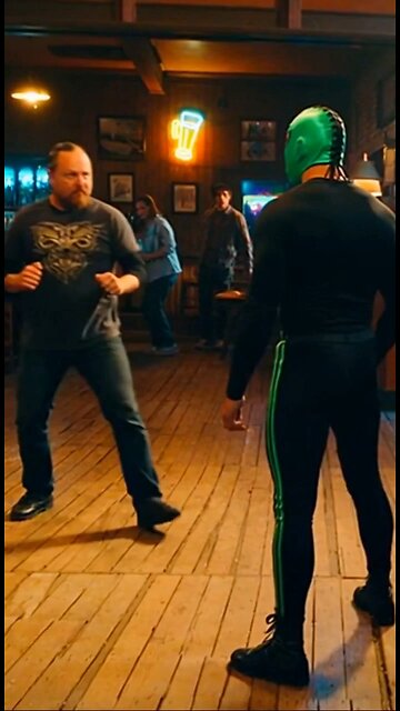 Russell Blade versus the green mask wrestler