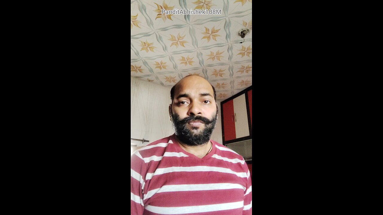 गजब की शायरी 😂