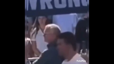 🕯️R.I.P. CHARLIE KIRK🕯️ WATCH THE HEADLESS WHITE T-SHIRT GUY!!! I SLOWED THIS DOWN TO .1 X SPEED!