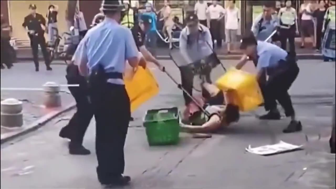 😂😂What's Rong With Police