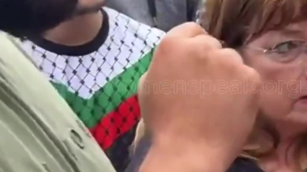 Mohammed loves ra.ping White children