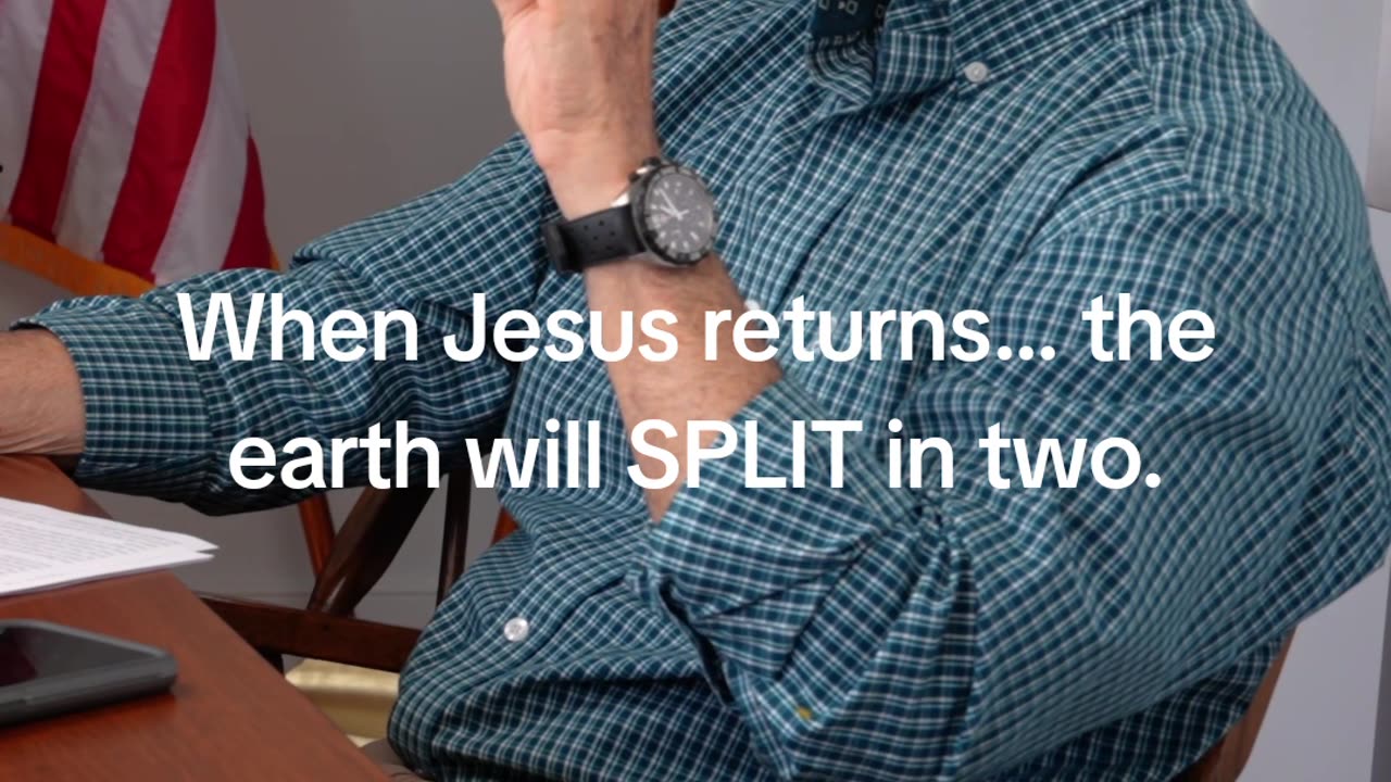 When Jesus Returns, the Earth Will Split in Two | Isaiah 24 Prophecy